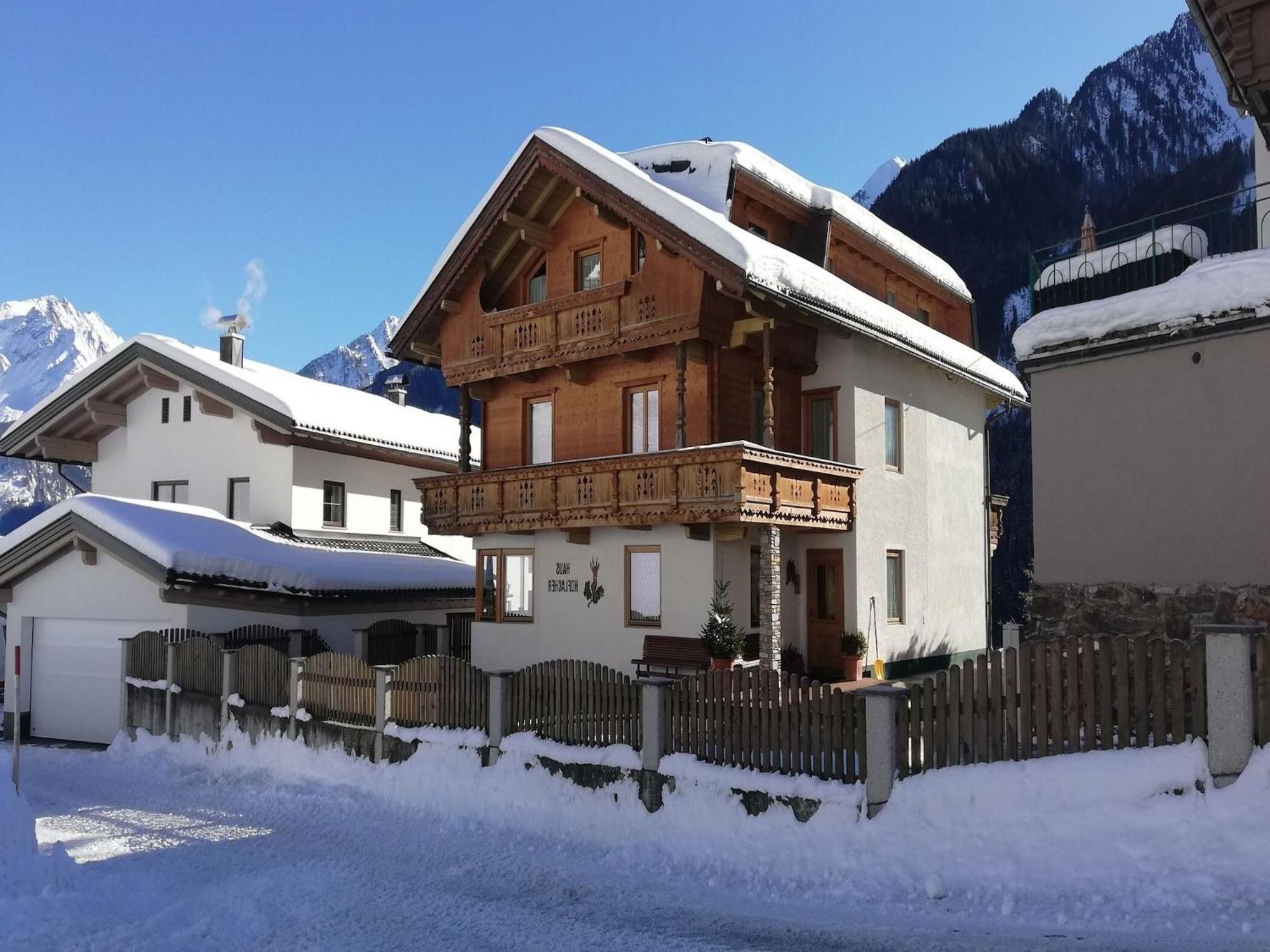 Apartment In Mayrhofen In The Mountains Екстериор снимка